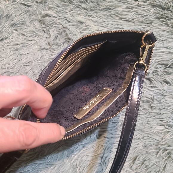 Michael Kors Signature Monogram Logo Patent Leather Wristlet Purse Handbag‎ - Picture 9 of 9